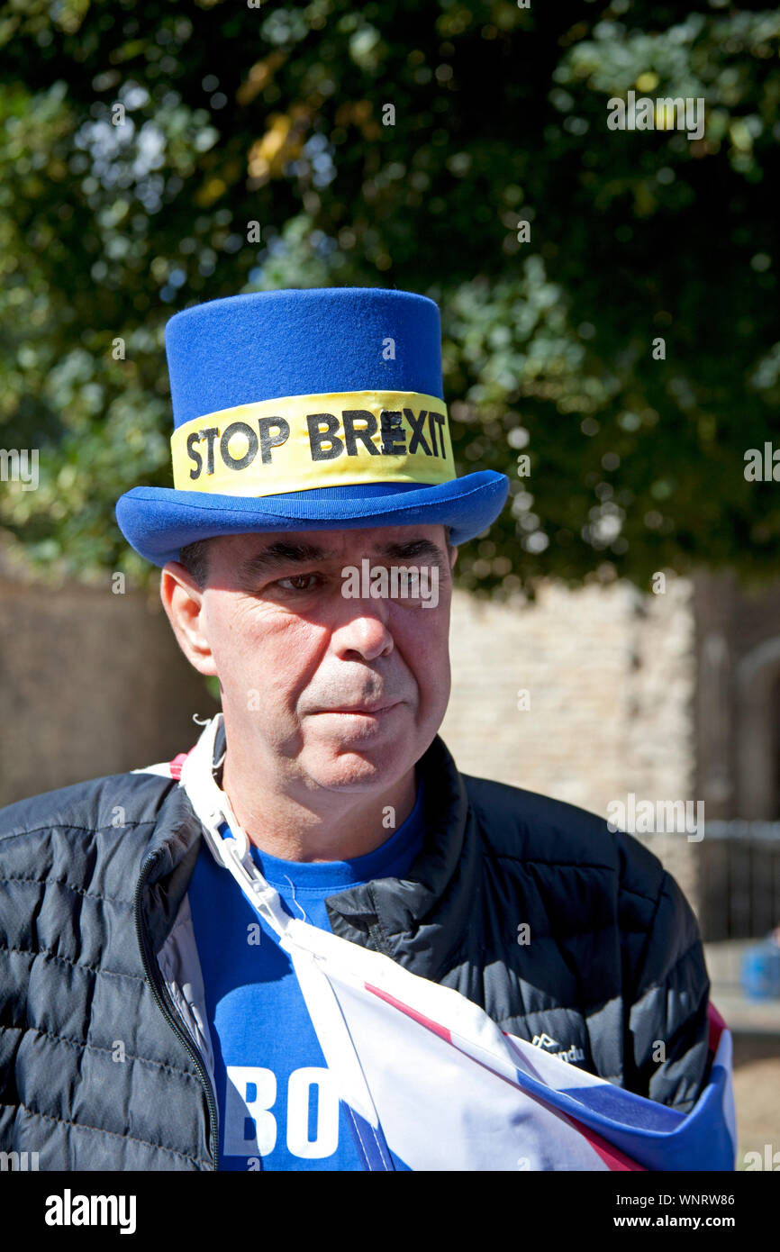 Steve Bray, activist, Mr Stop Brexit, Westminster, London, England, UK Stock Photo