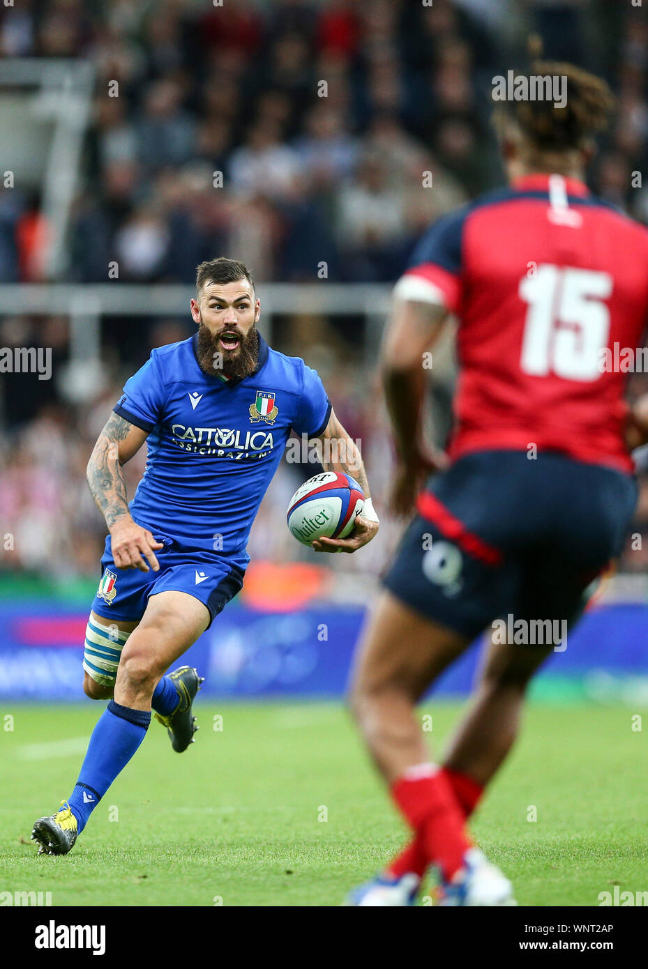 Newcastle, UK. 06th Sep, 2019. 6th September 2019; St James Park, Newcastle, Tyne and Wear, England; International Rugby, England versus Italy; Jayden Hayward of Italy attacking with the ball - Editorial Use Only. Credit: Action Plus Sports Images/Alamy Live News Stock Photo