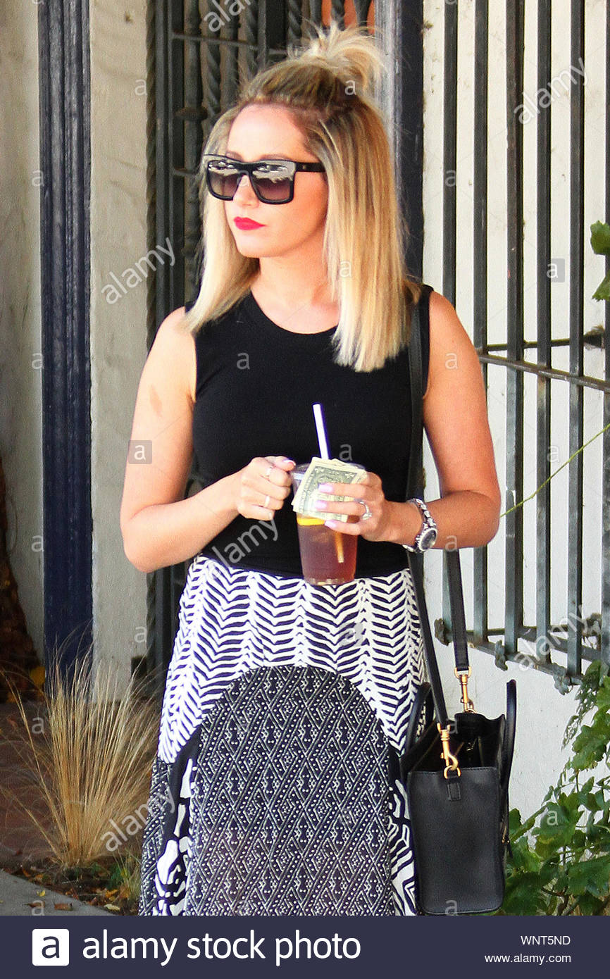 West Hollywood Ca Ashley Tisdale Gets All Dolled Up At Nine