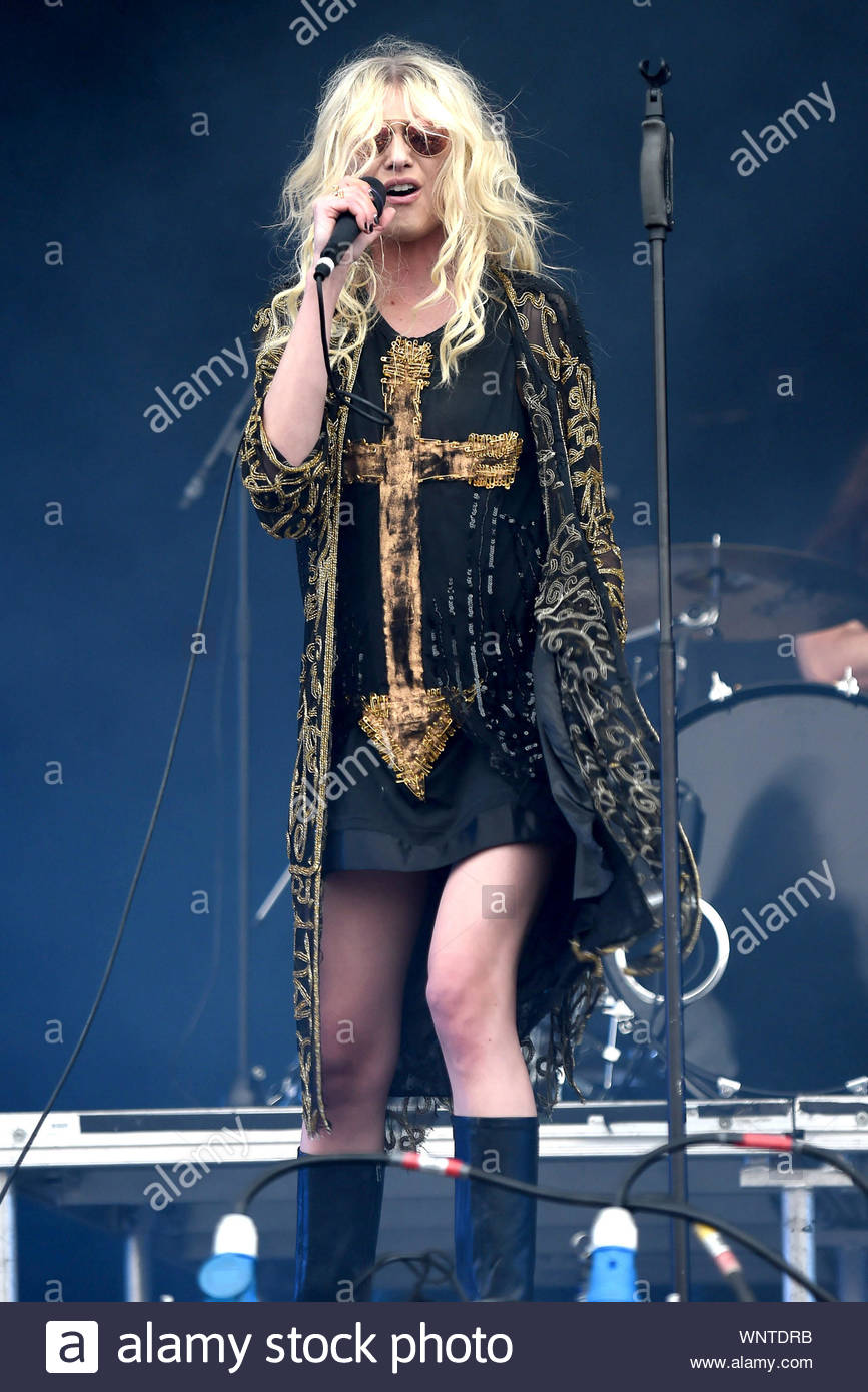 The pretty reckless news