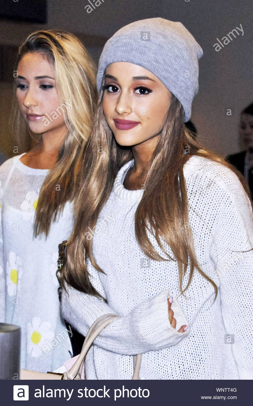 ariana grande grey sweater