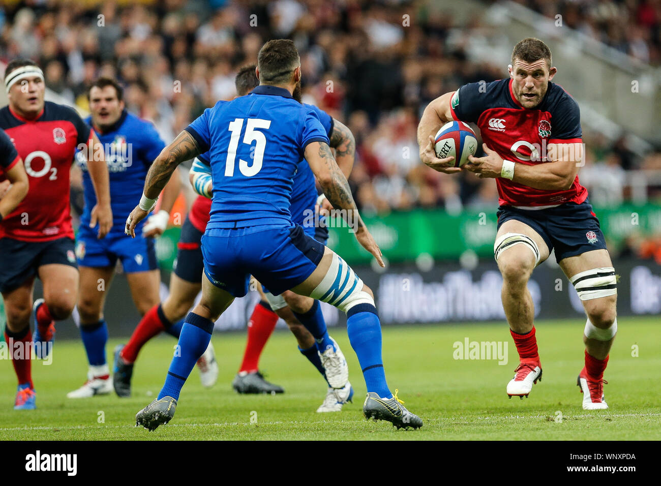 Newcastle, UK. 6th  Sep, 2019. NEWCASTLE UPON TYNE, ENGLAND SEPT 6TH Mark Wilson of England bursts through during the Quilter Autumn International match between England and Italy at St. James's Park, Newcastle on Friday 6th September 2019. (Credit: Chris Lishman | MI News) Editorial Use Only Credit: MI News & Sport /Alamy Live News Stock Photo