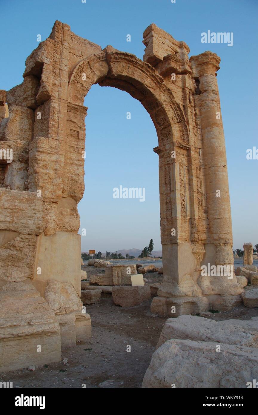 Ruins of Palmyra (Tadmor Stock Photo - Alamy