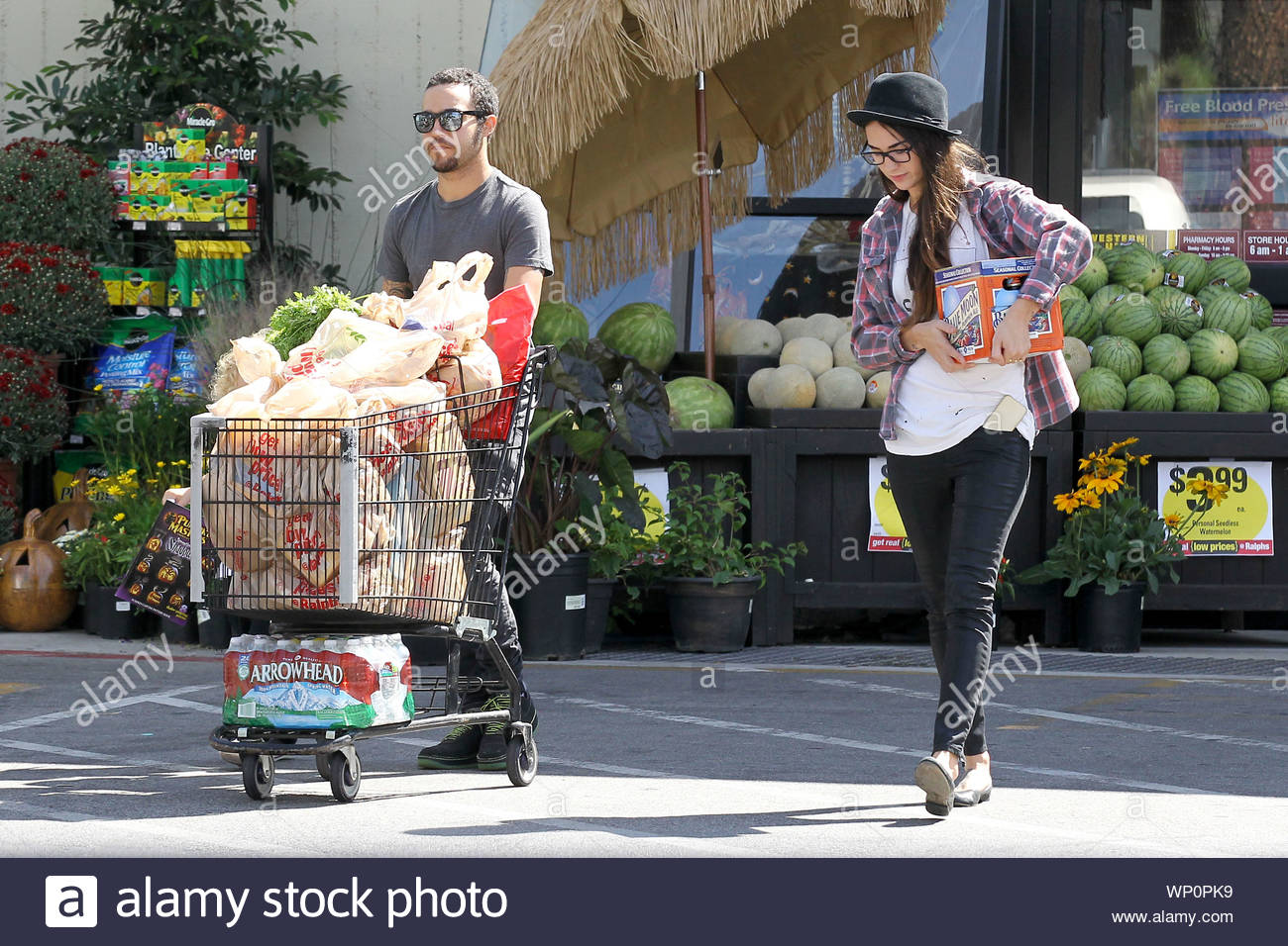 Ralphs Gas Station >> Studio City California Pete Wentz Goes Grocery Shopping Ralphs Gas Station >> Studio City California Pete Wentz Goes Grocery Shopping