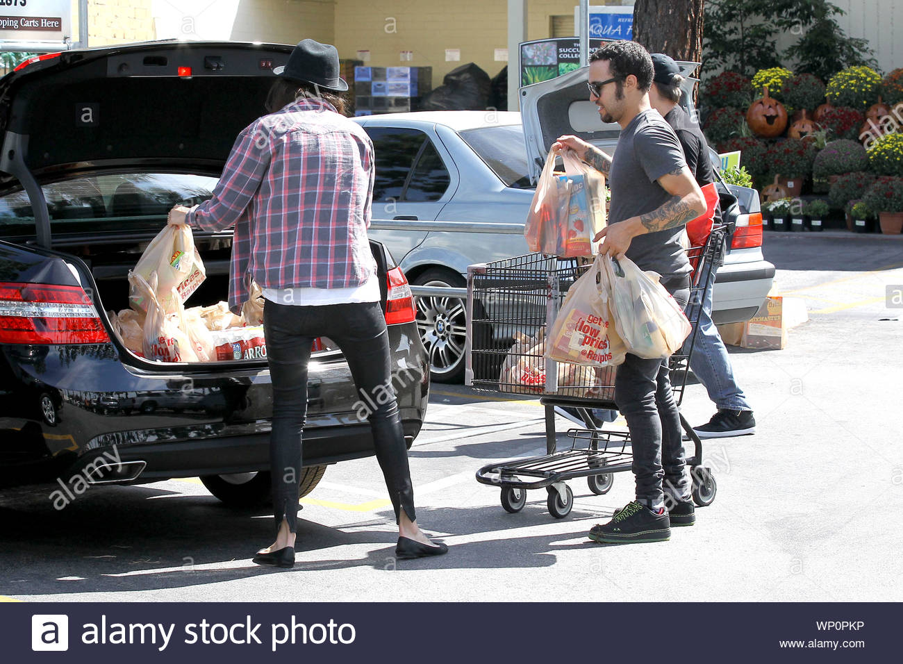 Ralphs Gas Station >> Studio City California Pete Wentz Goes Grocery Shopping Ralphs Gas Station >> Studio City California Pete Wentz Goes Grocery Shopping