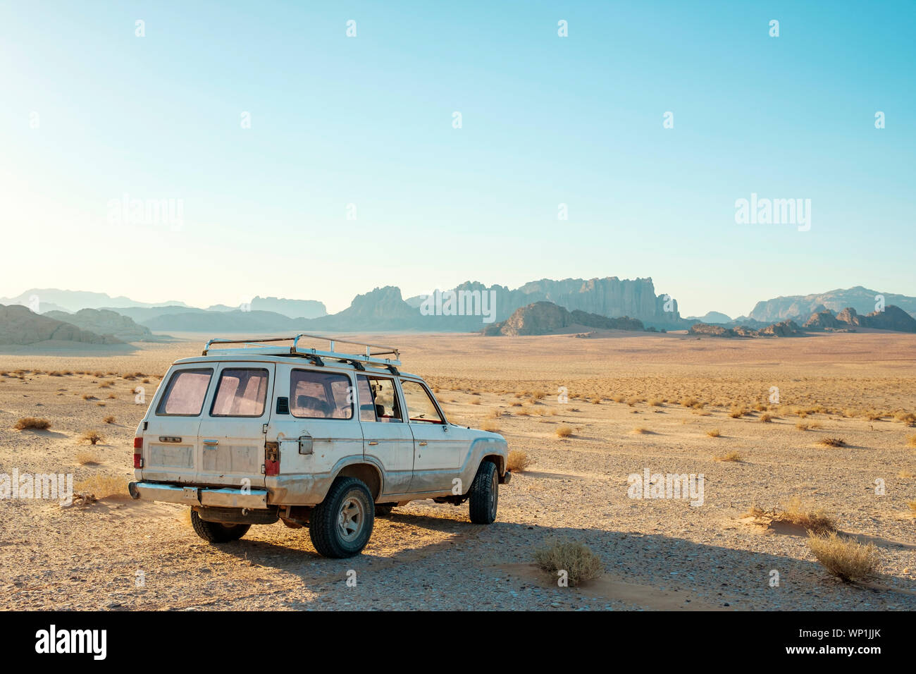 Jordan, Aqaba Governorate, Wadi Rum. Wadi Rum Protected Area, UNESCO World Heritage Site. A four wheel drive truck belonging to a local bedouin guide, Stock Photo