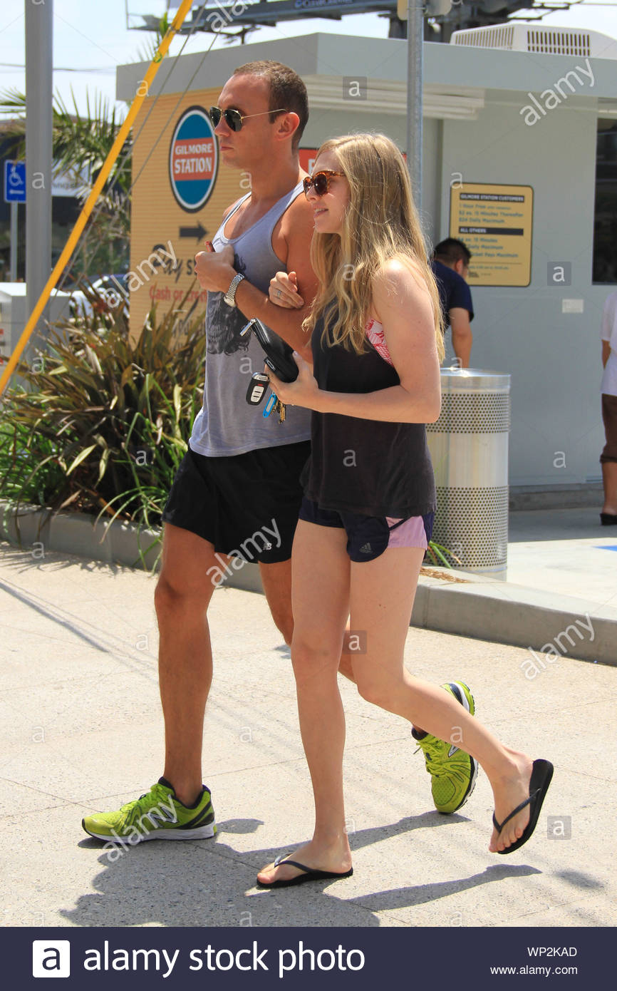 working out in flip flops