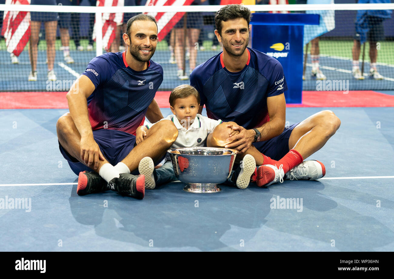 Juan Sebastian Cabal, son Jacobo Cabal, Robert Farah (Colombia) winner of US Open Championships mens doubles final poses with trophy at Billie Jean King National Tennis Center (Photo by Lev Radin/Pacific Press/Sipa