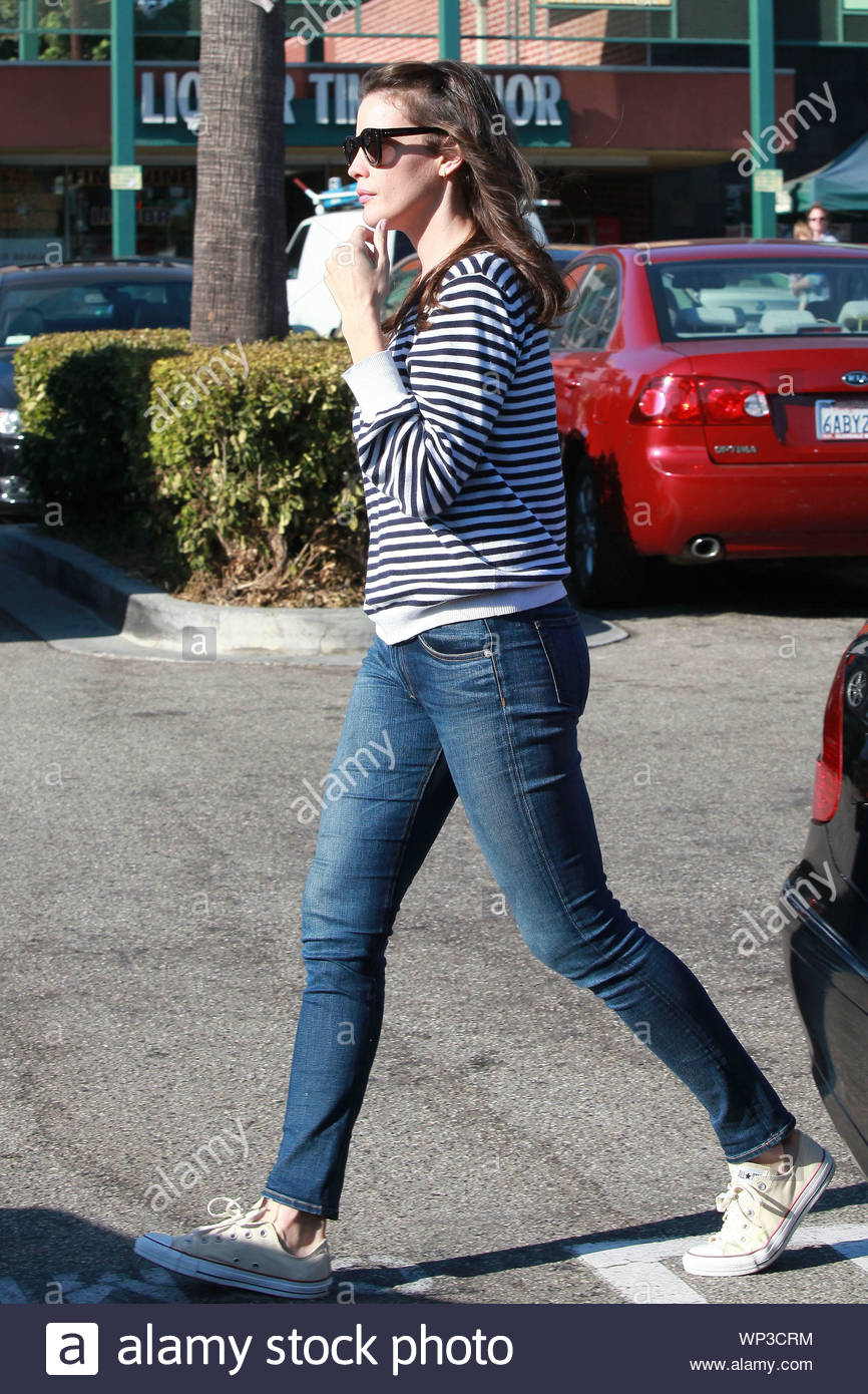 liv tyler casual style