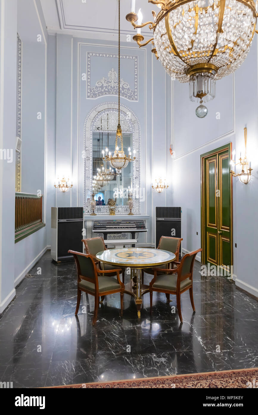Niavaran Mansion, 1967, Niavaran palace, Tehran, Iran Stock Photo - Alamy