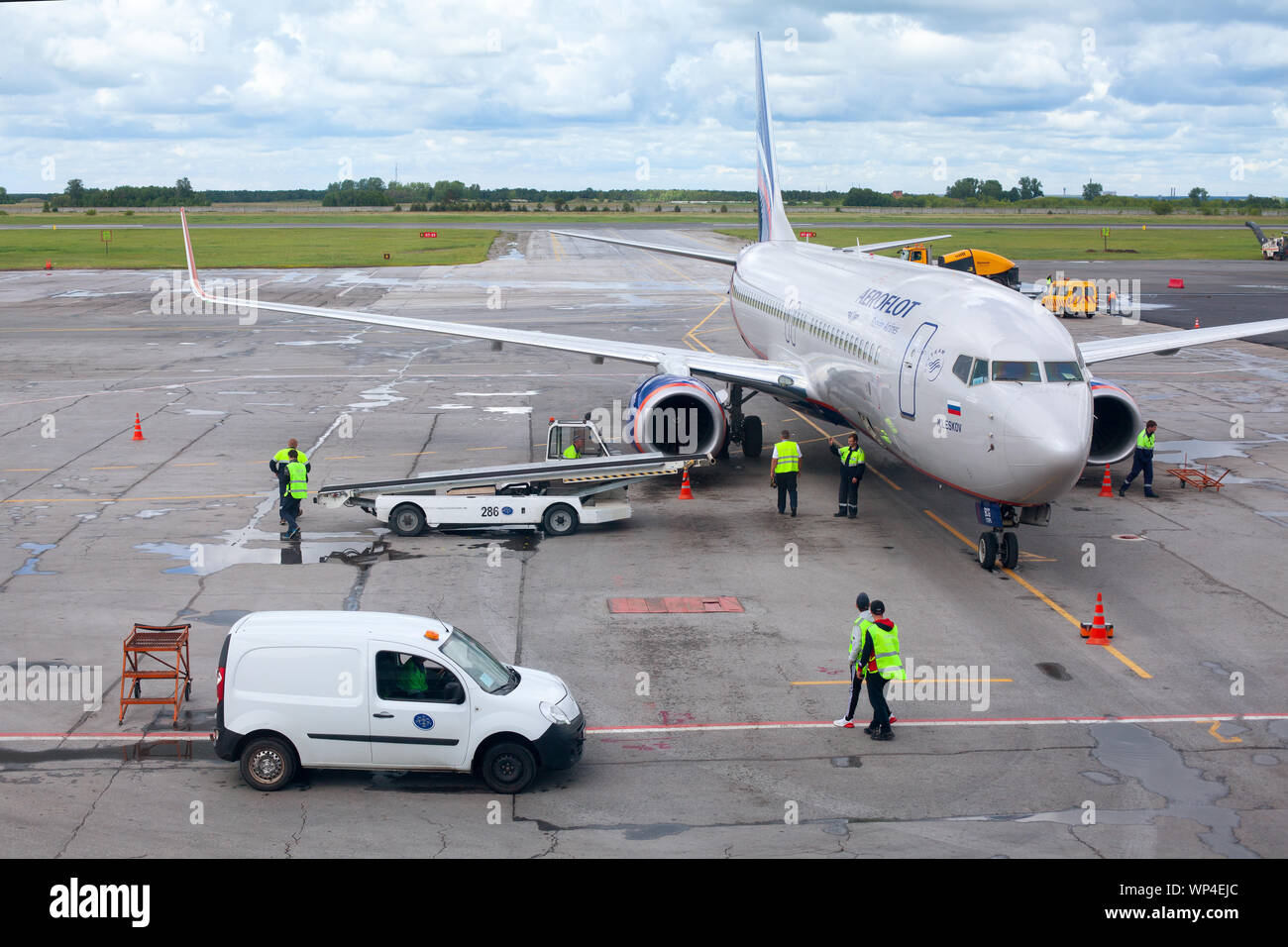 aeroflot lost baggage jfk