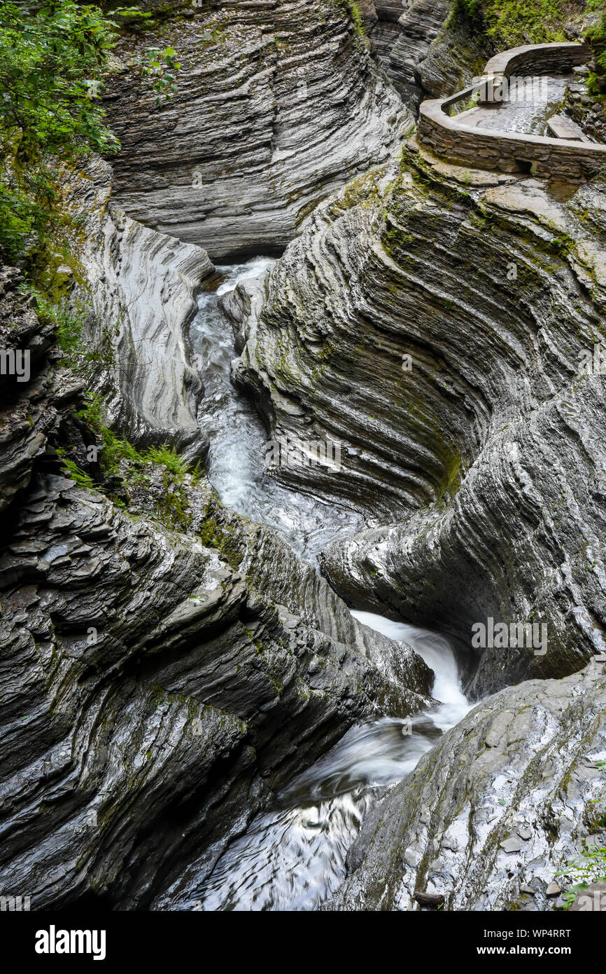 An amazing look at the ribbon like shale rock formations from Watkins Glen State Park Stock Photo