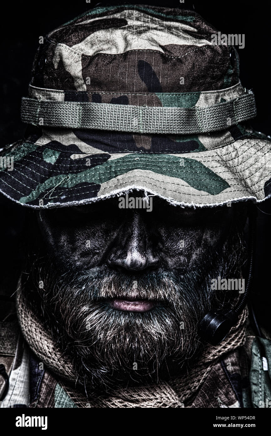 Boonie Hat High Resolution Stock Photography and Images Alamy
