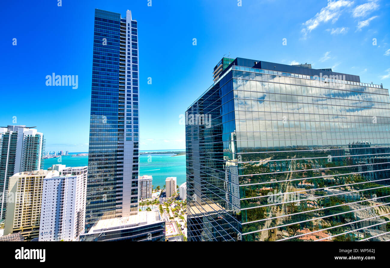 Downtown city skyscrapers hi-res stock photography and images - Alamy