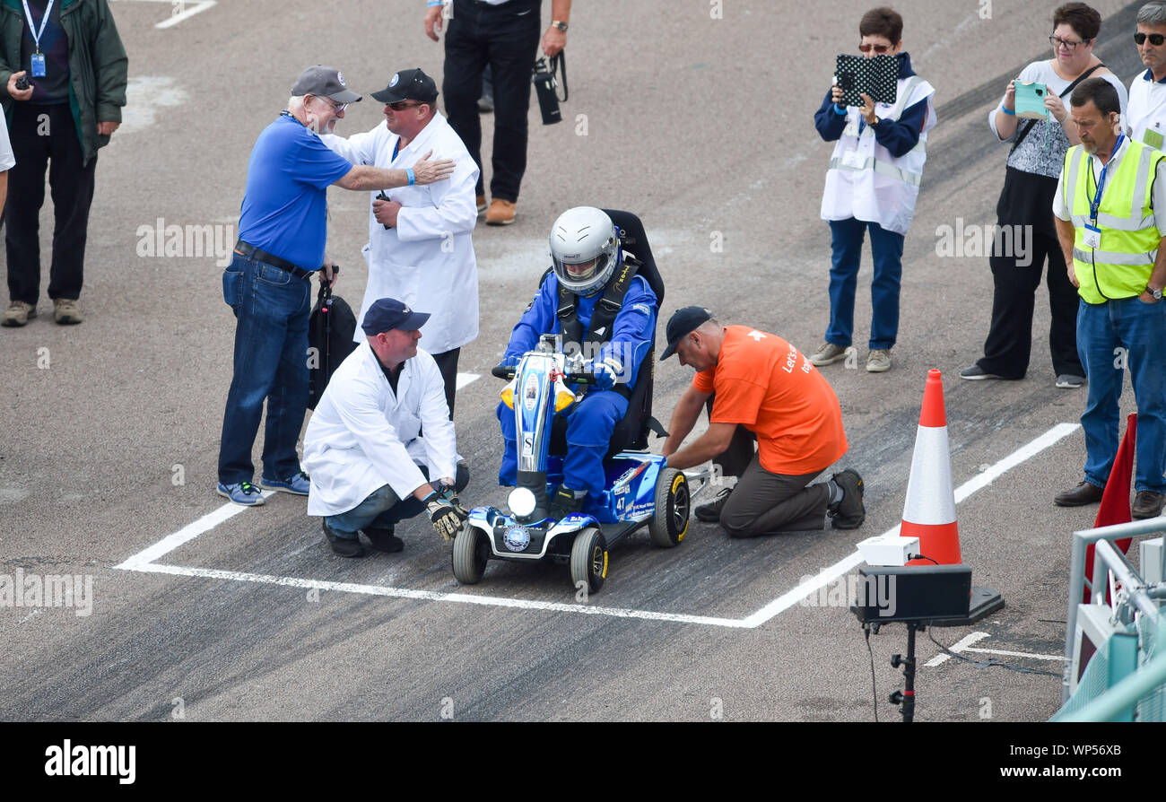 Mobility motor hires stock photography and images Alamy