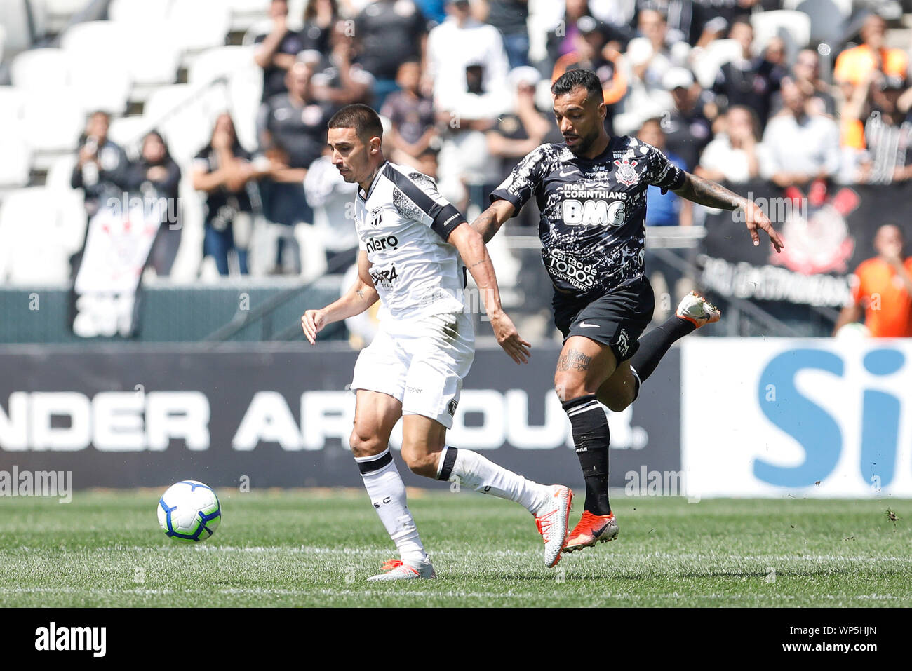Sao Paulo Sp 07 09 2019 Corinthians X Ceara Thiago Galhardo Of Ceara Michel Macedo And During
