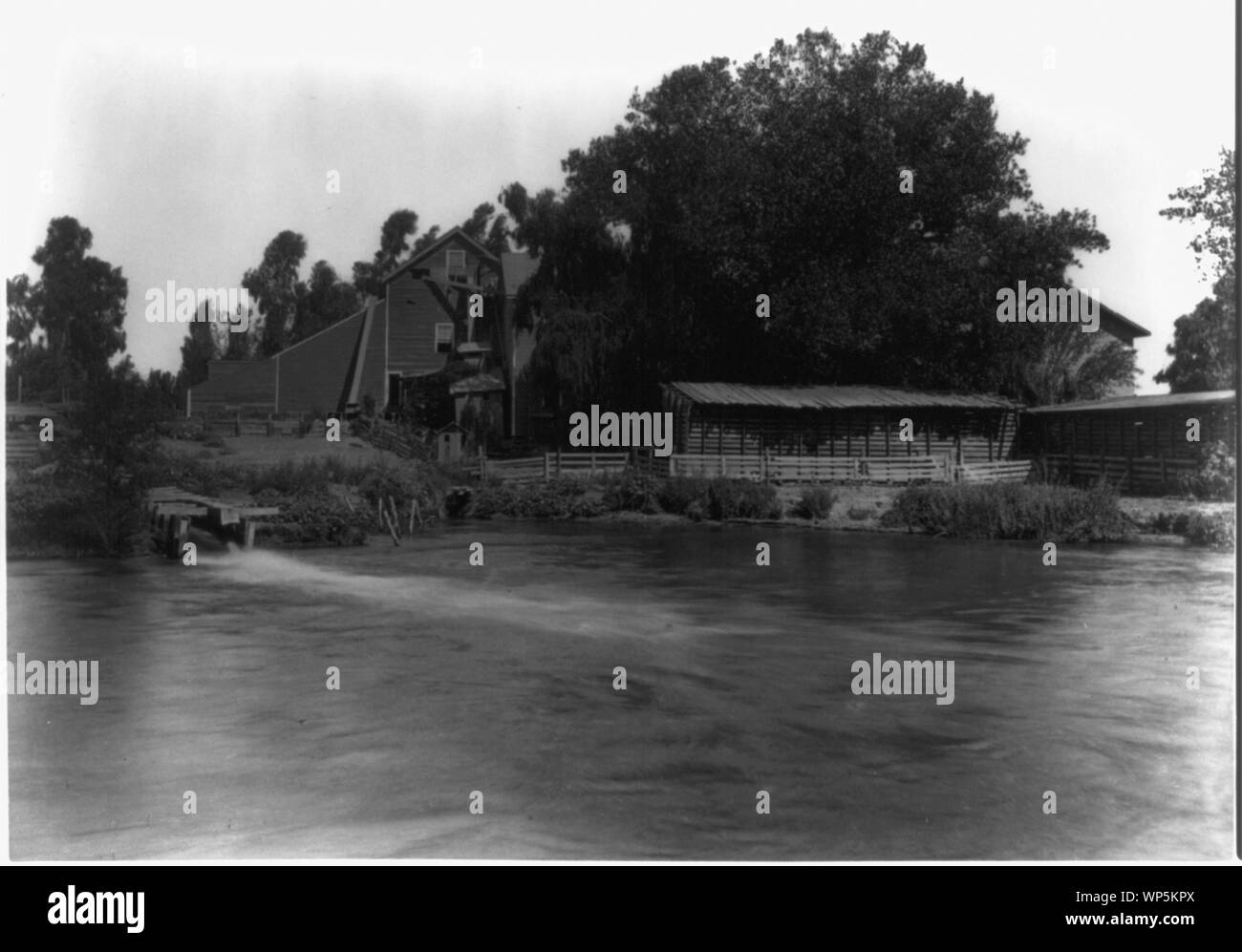 Kern River Mills, showing canal Stock Photo Alamy