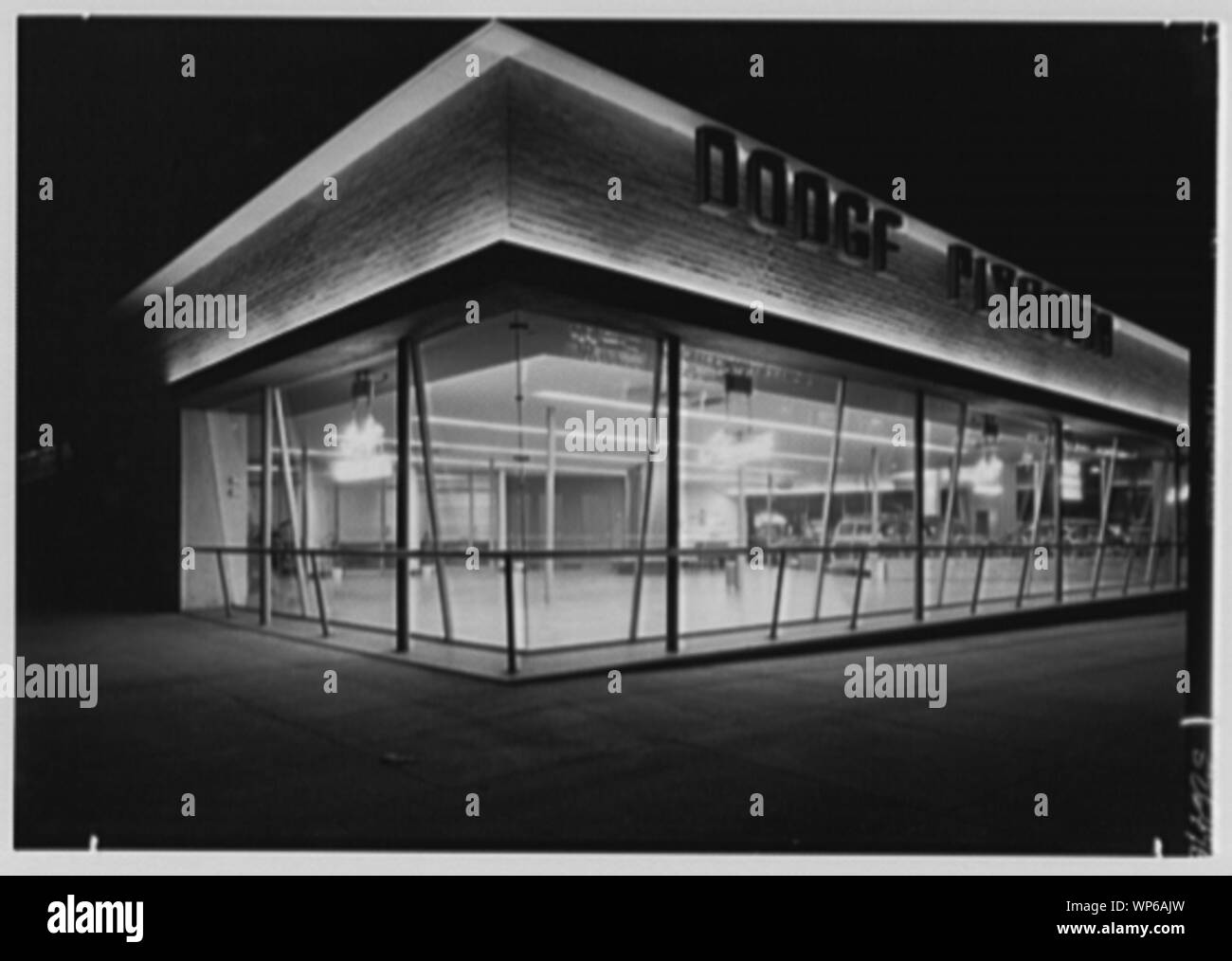 L Motors, business at 175th St. and Broadway, New York City Stock Photo