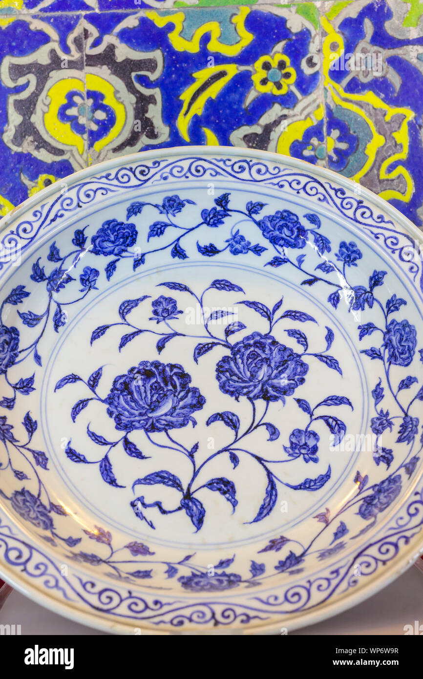 Blue and white porcelain dish, 17th century, Chini khaneh, house of chinaware, Sheikh Safi-ad-din Ardabili complex, Ardabil, Ardabil Province, Iran Stock Photo