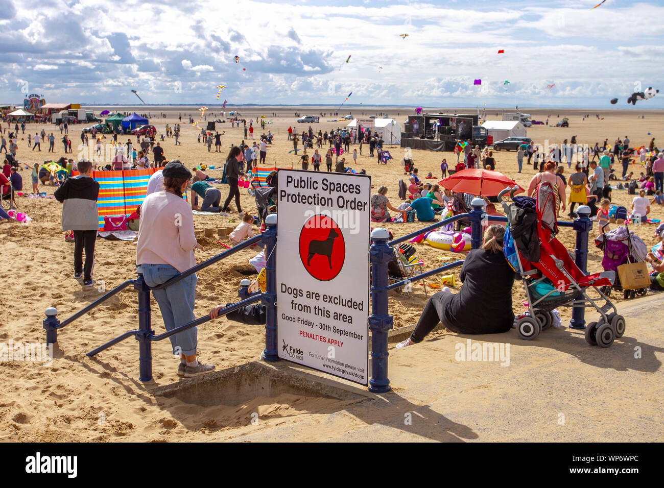 Lytham St Annes on Sea, Lancashire. UK Weather. 7th September, 2019. The rescheduled Lytham Kite festival gets underway on the pristine beaches of the Fylde coast. The display teams were faced with light onshore winds at the start of the day's spectacle as thousands of people are expected to attend the Autumn event. Credit; Credit: MediaWorldImages/Alamy Live News Stock Photo