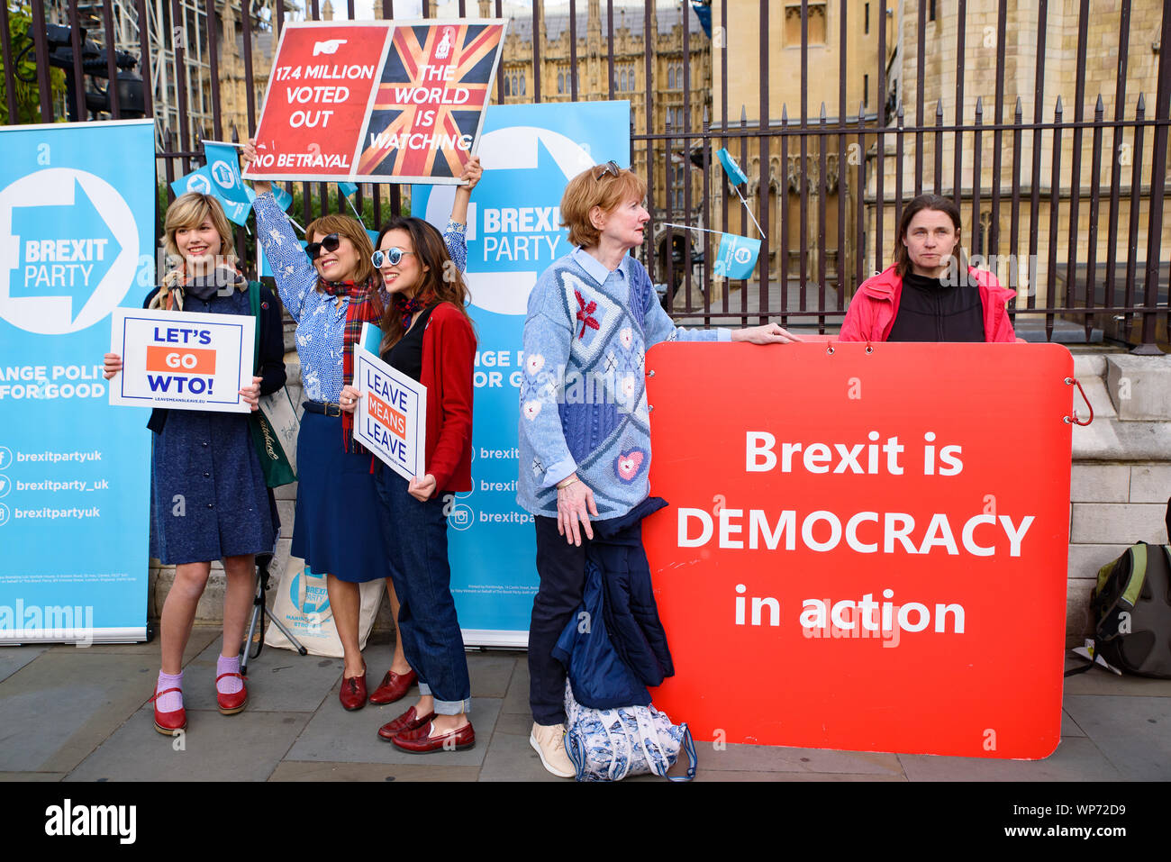 People protesting against no-deal Brexit, Boris Johnson the Prime Minister of UK, and the UK government at Parliament Square, London Stock Photo