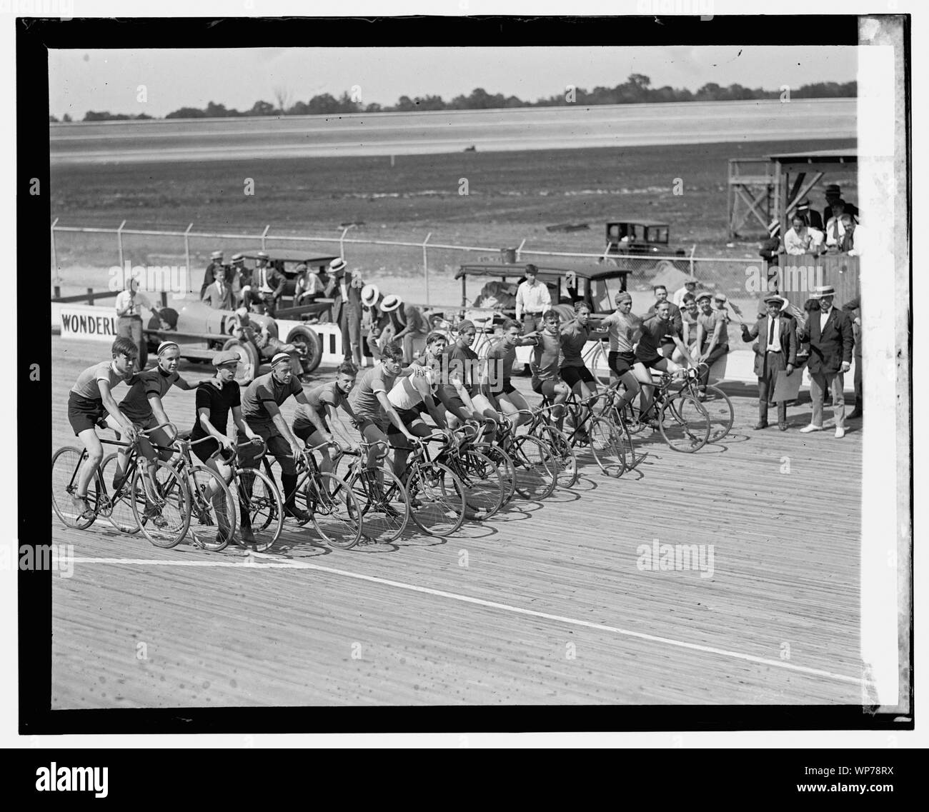 Bicycle racing history hi-res stock photography and images - Alamy
