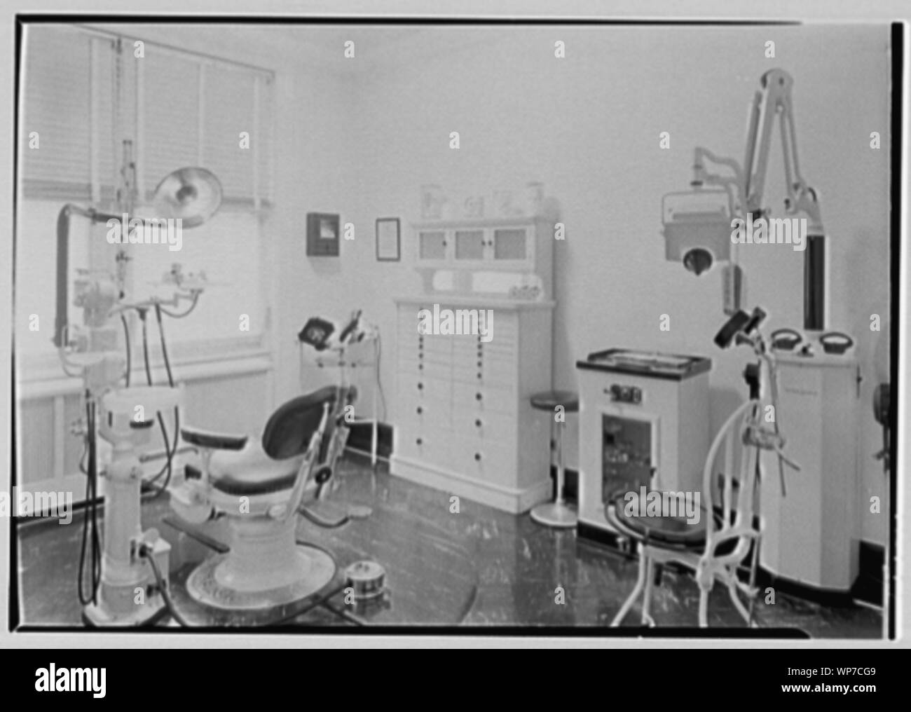S dental Black and White Stock Photos & Images - Alamy