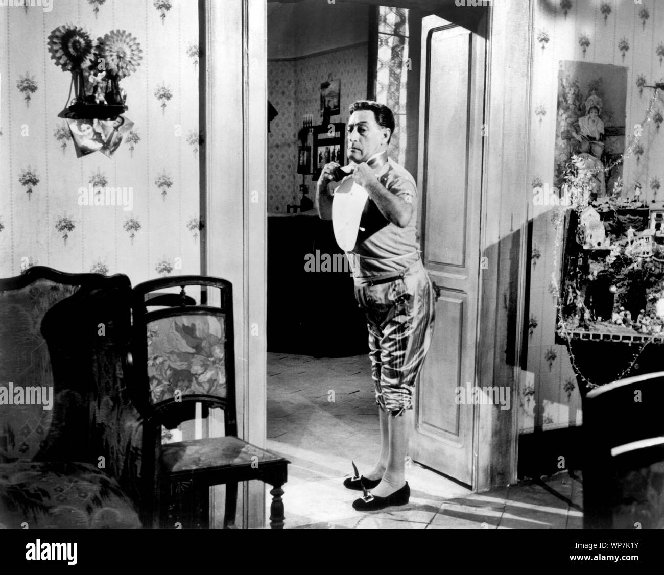 Toto, on-set of the Italian Film, 'The Gold of Naples', aka 'L'oro di Napoli',  Ponti-De Laurentiis Cinematografica, Paramount Pictures, 1954 Stock Photo