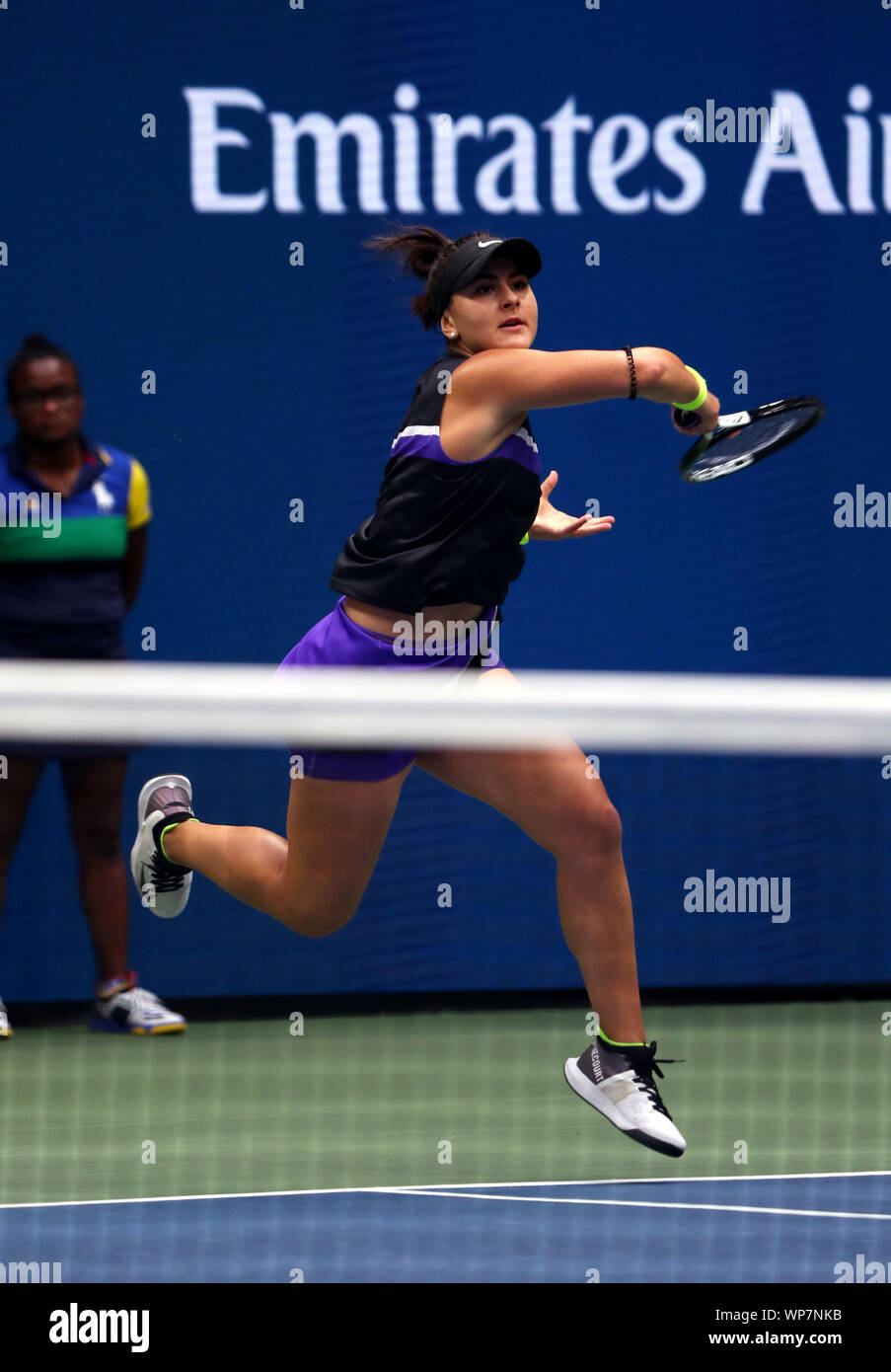 Bianca andreescu volleying hi-res stock photography and images - Alamy