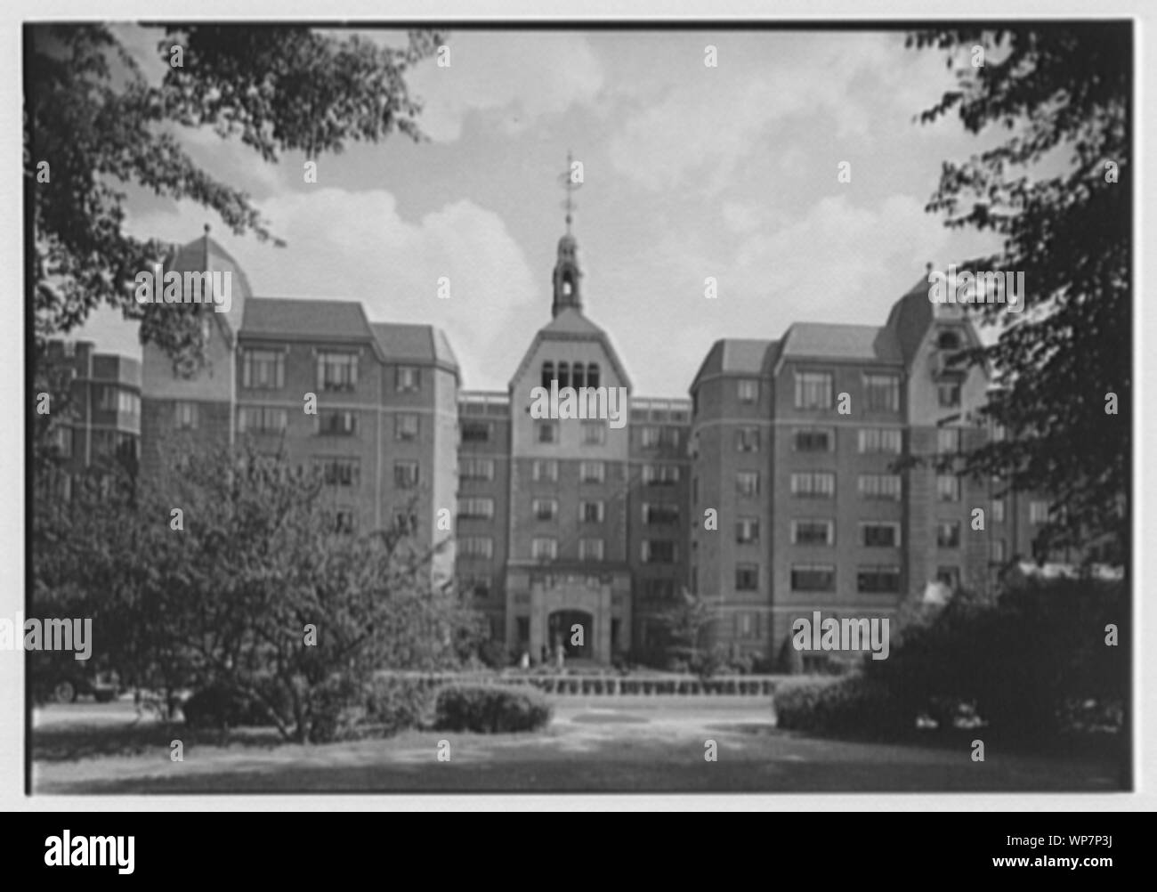 Leslie Apartments, Forest Hills, Long Island Stock Photo Alamy