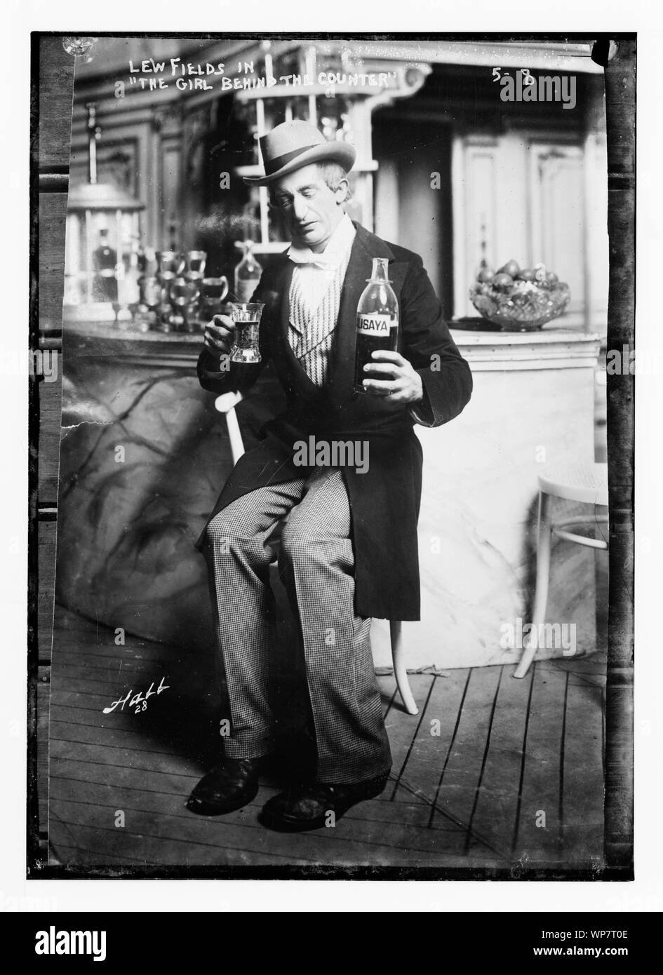 Lew Fields Lew fields hi-res stock photography and images - Alamy