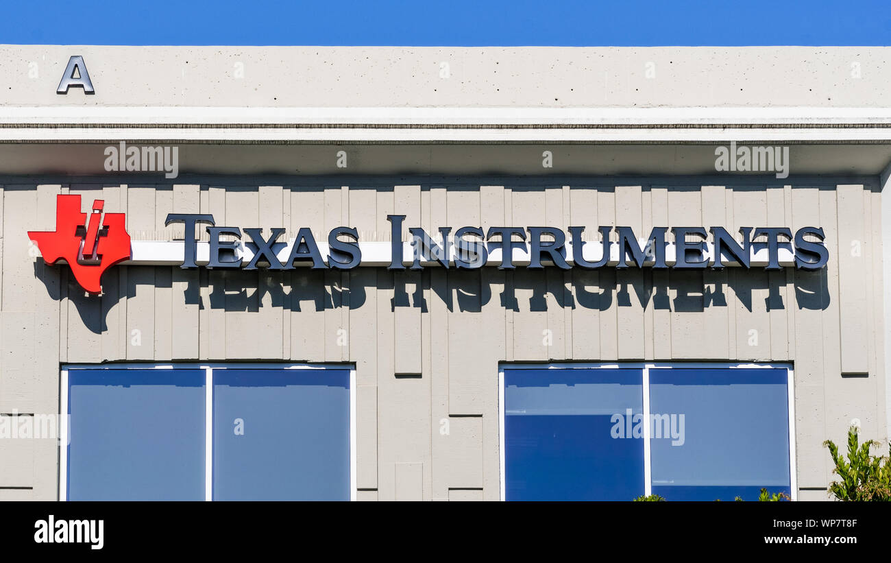 August 31, 2019 Santa Clara / CA / USA - Texas Instruments Inc (TI) HQ in Silicon Valley; TI is an American technology company that designs and manufa Stock Photo