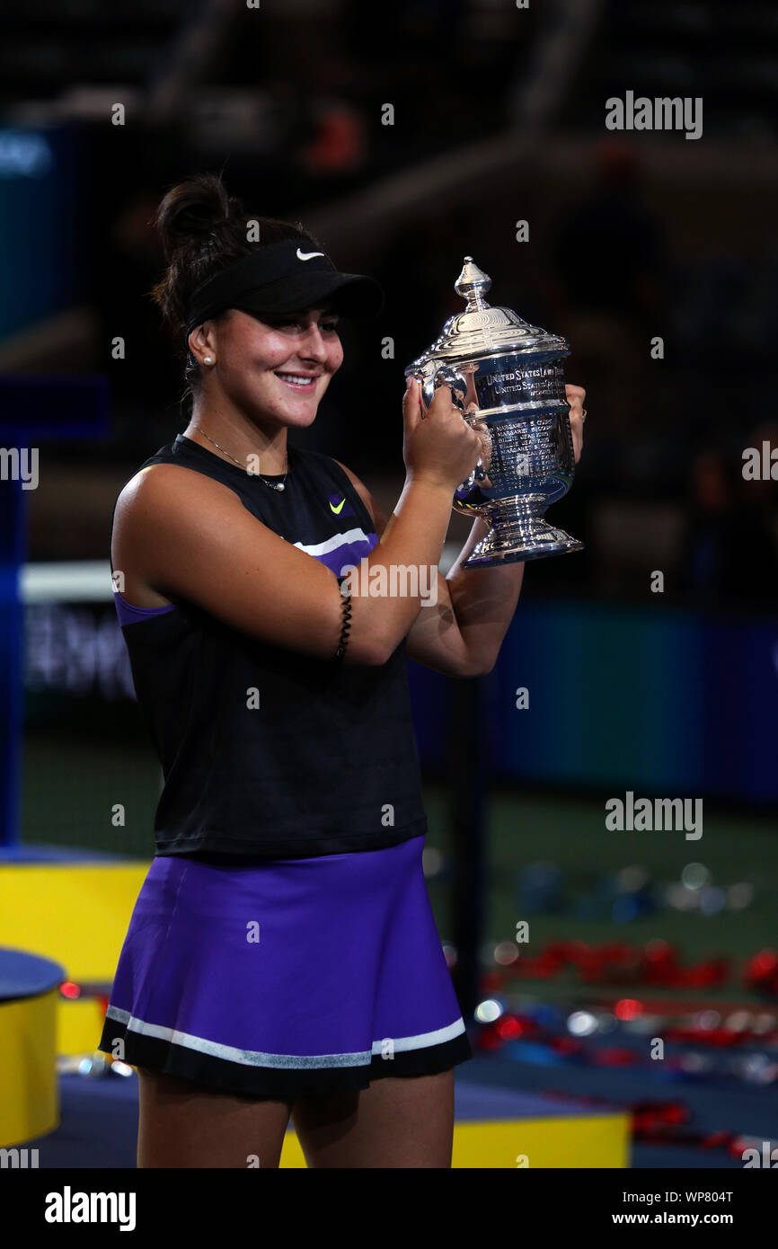 Bianca andreescu nike hi-res stock photography and images - Alamy