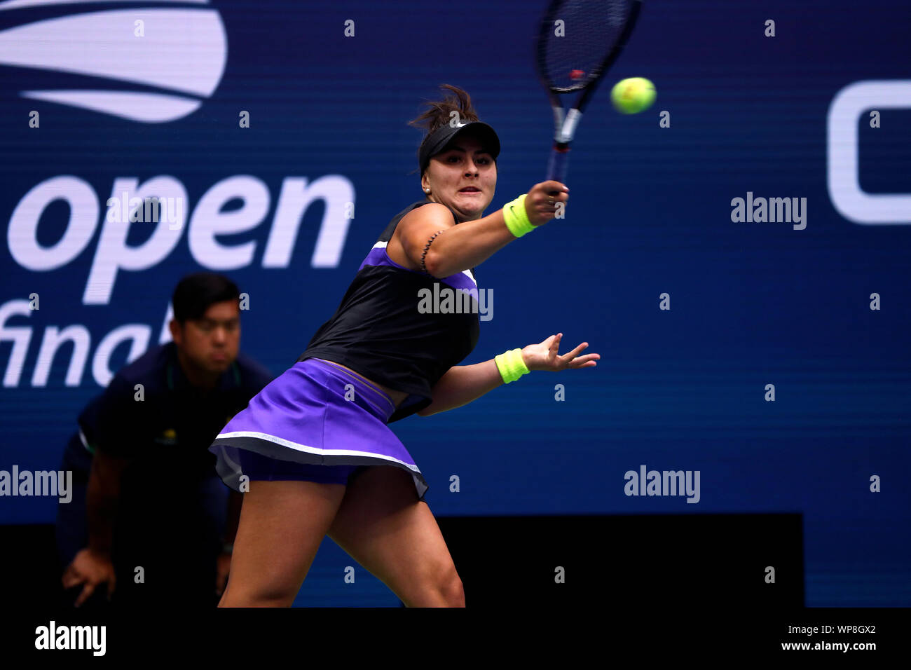 Bianca andreescu reaction hi-res stock photography and images - Alamy