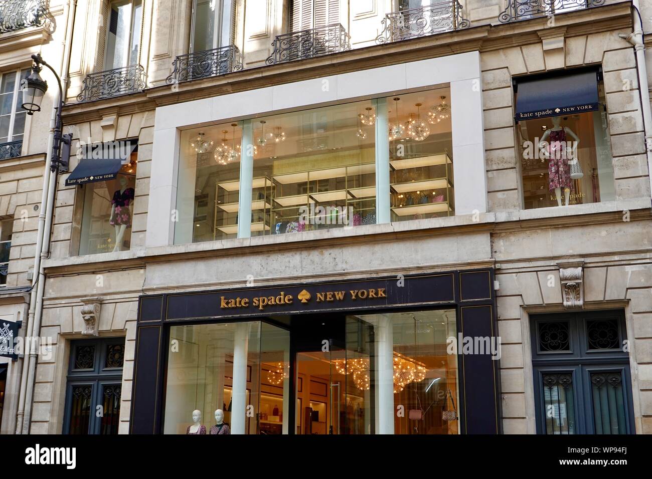 Windows of Kate Spade New York shop 418 Rue Saint-Honoré, Paris, France  Stock Photo - Alamy