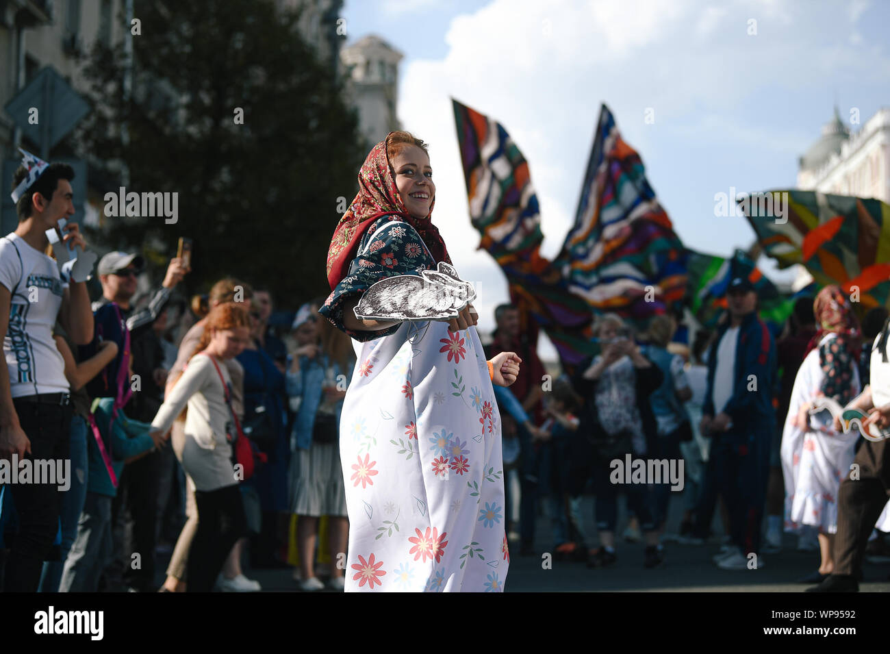 Moscow, Russia. 7th Sep, 2019. An artist performs during the Moscow City day event celebrations in Moscow, Russia, on Sept. 7, 2019. Moscow celebrated its 872nd anniversary to honor the city's founding this weekend. Credit: Evgeny Sinitsyn/Xinhua/Alamy Live News Stock Photo