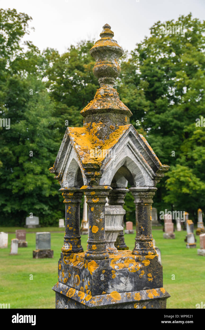 Ancient cemetery grounds showing aged tomb stones Stock Photo Alamy
