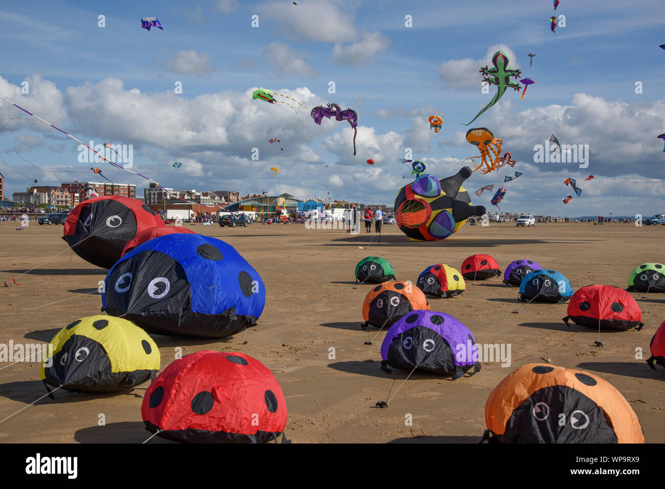 St Annes on the Sea, Lancashire, UK. 7th Sept 2019. St Annes International Kite Festival 2019, St Annes beach, St Annes on the Sea, Lancashire. Displays of kites from teams across the UK and overseas. Credit: John Eveson/Alamy Live News Stock Photo