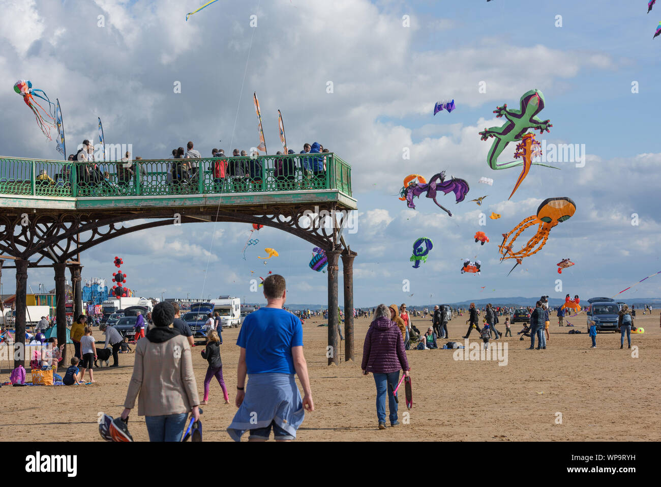 St Annes on the Sea, Lancashire, UK. 7th Sept 2019. St Annes International Kite Festival 2019, St Annes beach, St Annes on the Sea, Lancashire. Displays of kites from teams across the UK and overseas. Credit: John Eveson/Alamy Live News Stock Photo