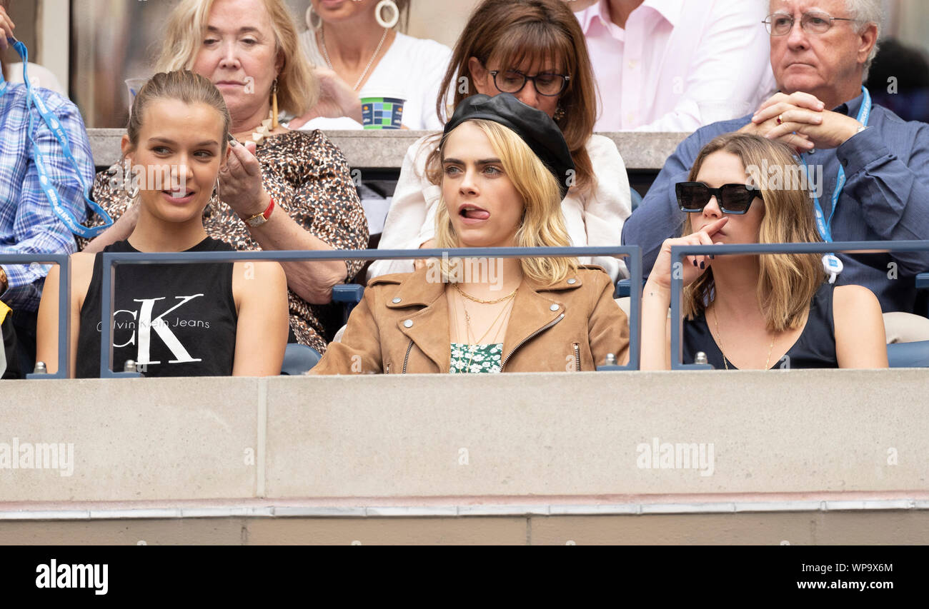 Josephine Skriver, Cara Delevingne, Ashley Benson attend womens final