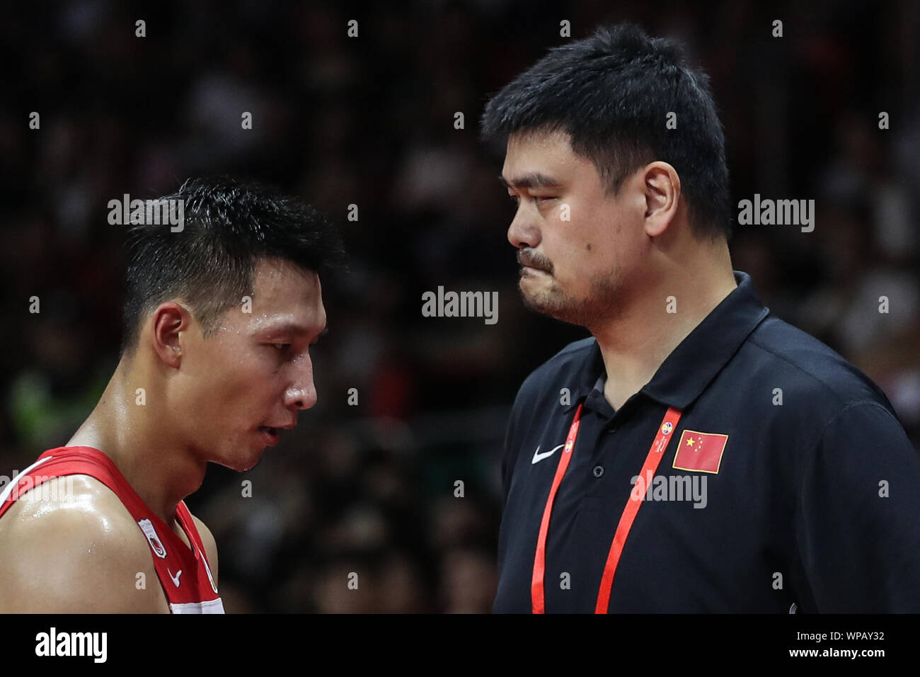 Yi jianlian and yao hi-res stock photography and images - Alamy