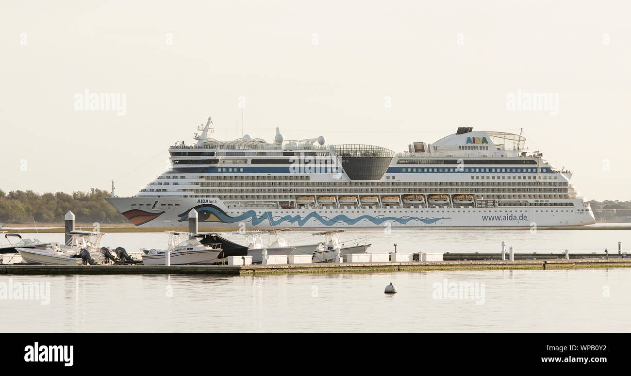 Aida 2 High Resolution Stock Photography and Images - Alamy