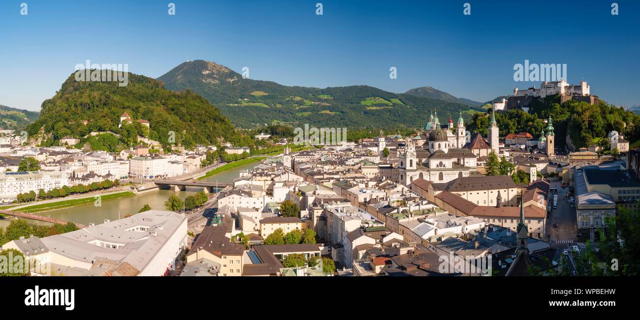 City view, old town, river Salzach and fortress Hohensalzburg, left Kapuzinerberg and Gaisberg, Salzburg, Land Salzburg, Austria Stock Photo