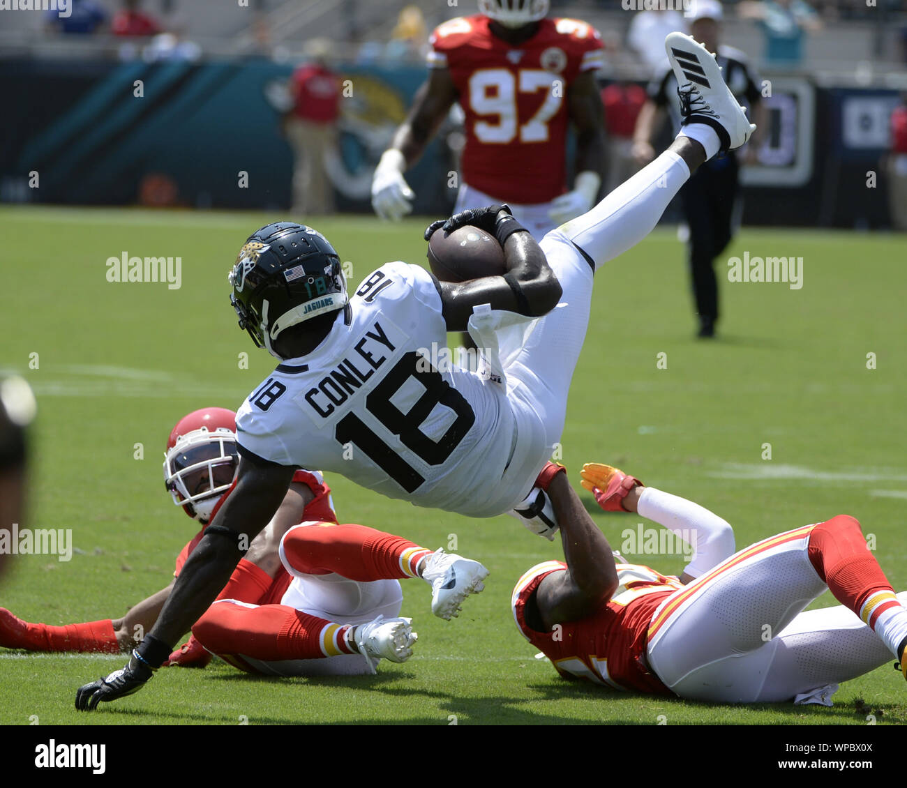 Kansas City Chiefs' Chris Conley (17) runs against Indianapolis Colts'  Rashaan Melvin (30) during the second half of an NFL football game Sunday,  Oct. 30, 2016, in Indianapolis. (AP Photo/Michael Conroy Stock Photo - Alamy