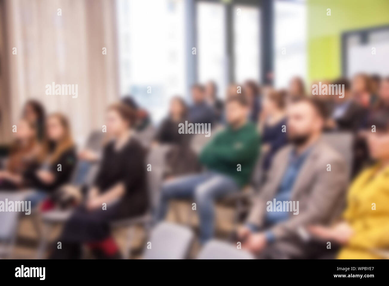 Boardroom blurred people hi-res stock photography and images - Alamy
