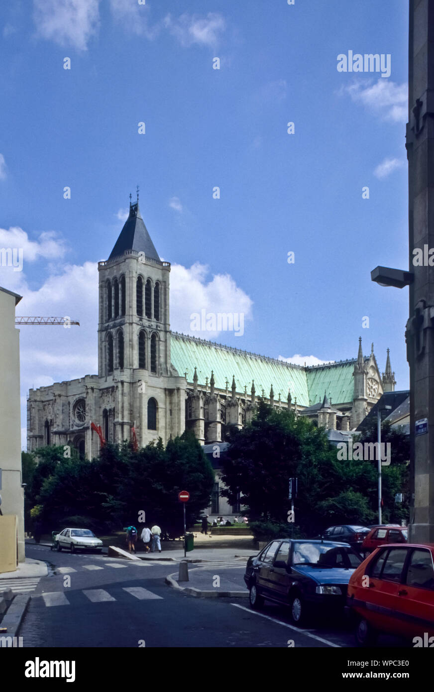 Die Kathedrale von SaintDenis ist eine ehemalige Abteikirche in der