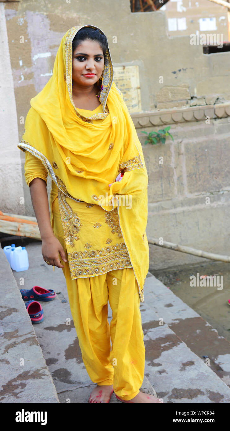 Women shalwar cheap