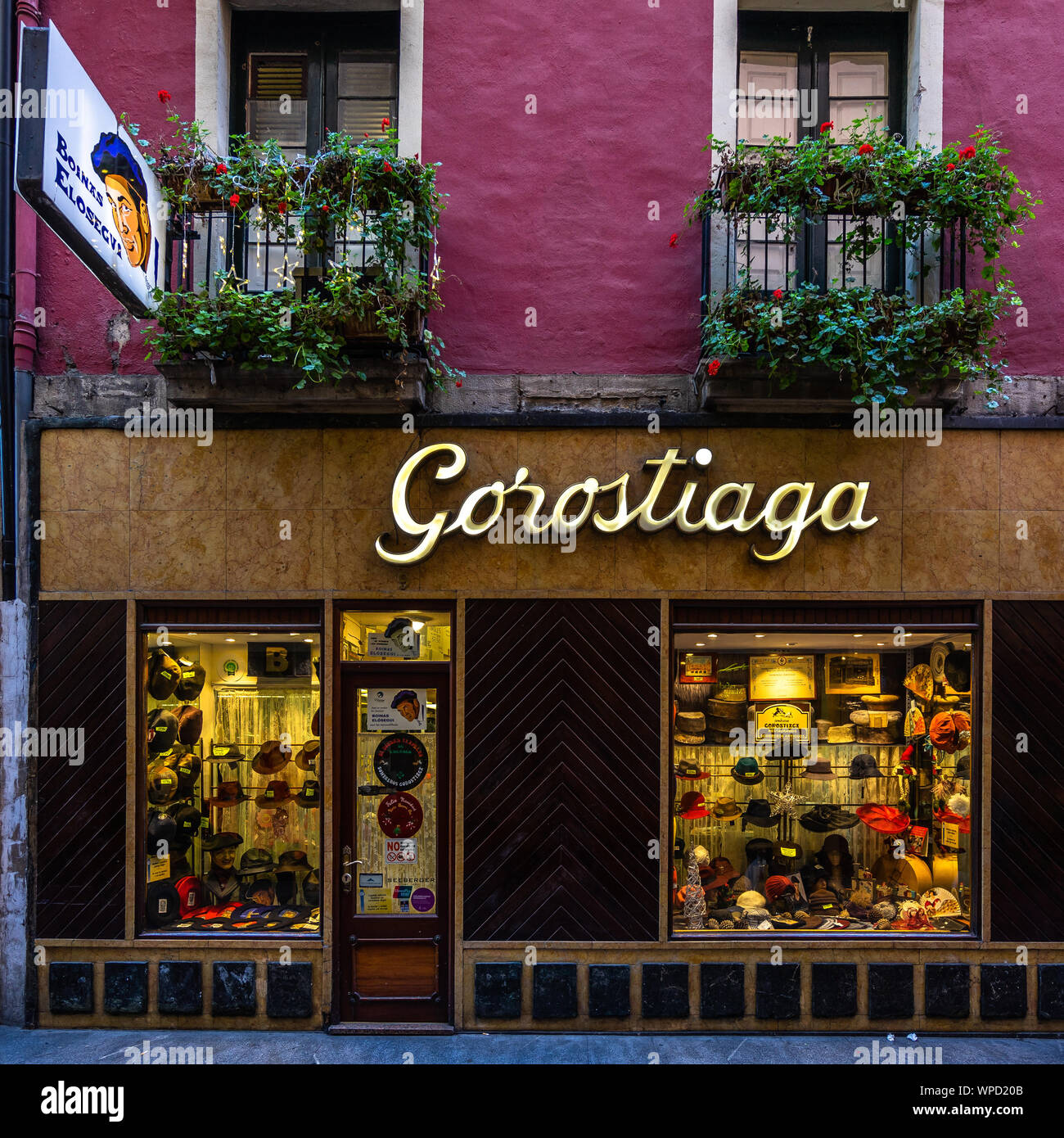 Bilbao old town hi-res stock photography and images - Alamy