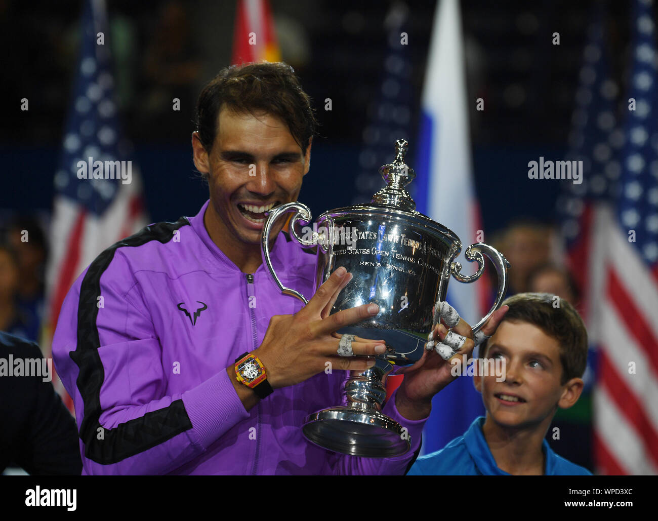 Us open tennis men's winner's trophy hires stock photography and