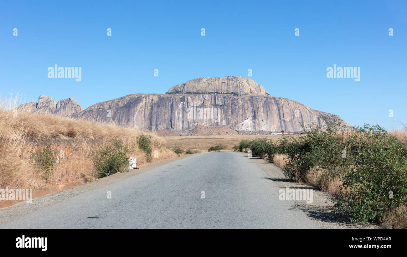 Fandana (the gateway to the south), a rock formation alongside the RN7 road in southwest Madagascar Stock Photo